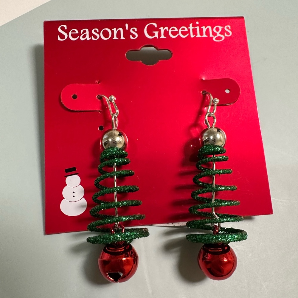 Beautiful Christmas earrings (Christmas tree 🌲 )